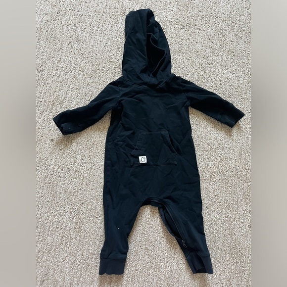 Huro Kids Hooded Romper - Picture 1 of 2